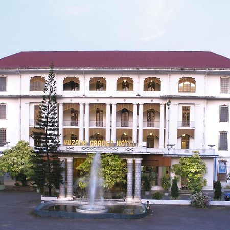 Yuzana Garden Hotel Янгон Экстерьер фото