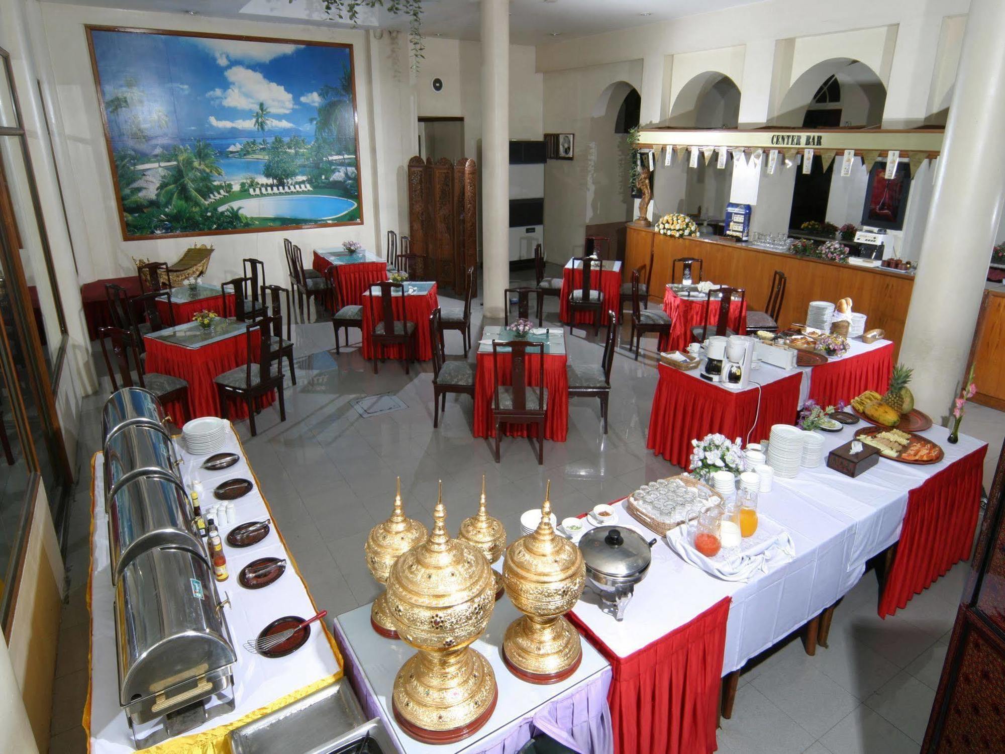 Yuzana Garden Hotel Янгон Экстерьер фото