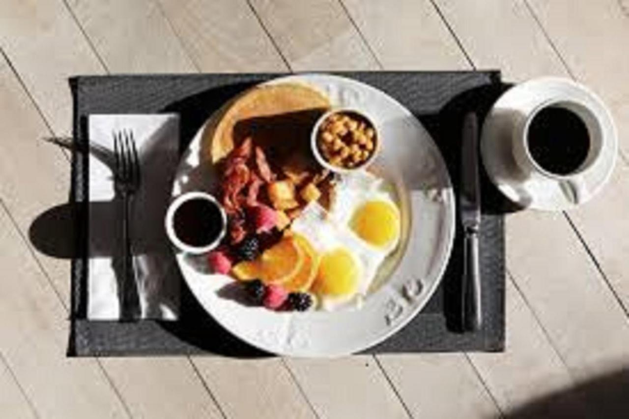 Yuzana Garden Hotel Янгон Экстерьер фото